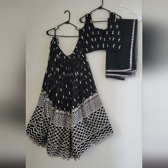 N/A Pants - Black Sequin Zari Embroidery Work Lehenga Choli